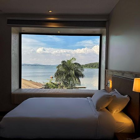 Divine Resort & Spa คัมพาลา ภายนอก รูปภาพ