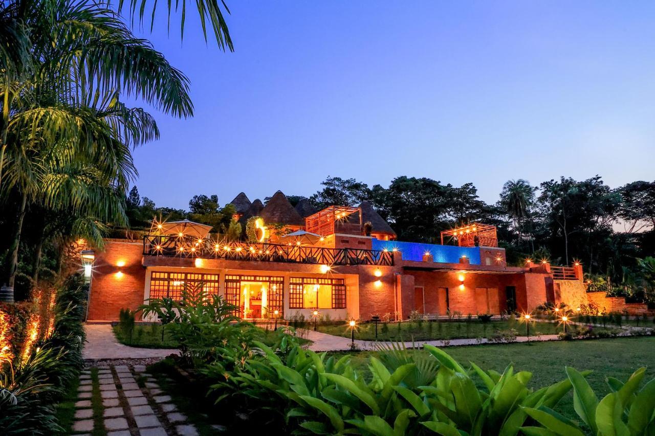 Divine Resort & Spa คัมพาลา ภายนอก รูปภาพ