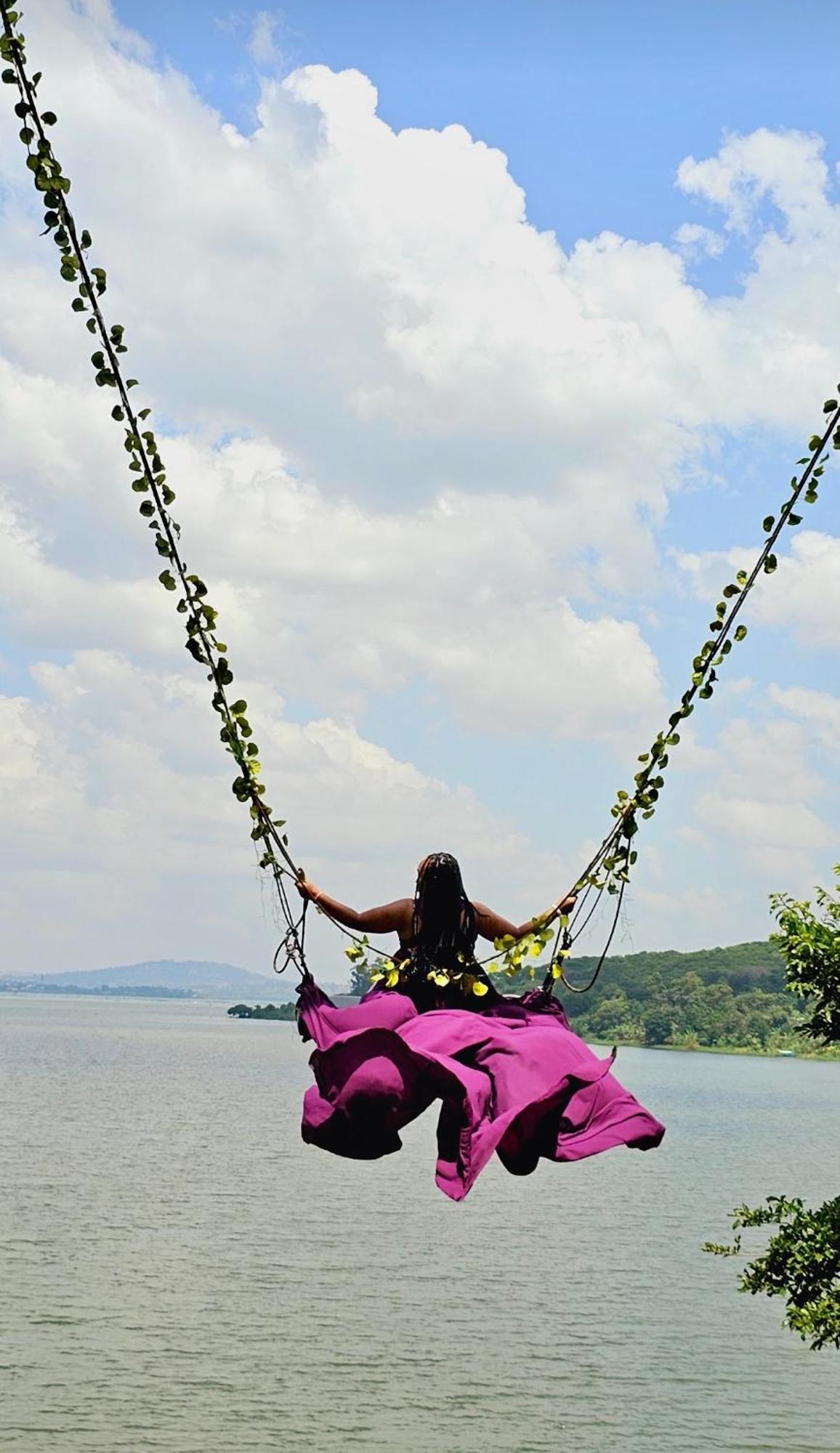 Divine Resort & Spa คัมพาลา ภายนอก รูปภาพ