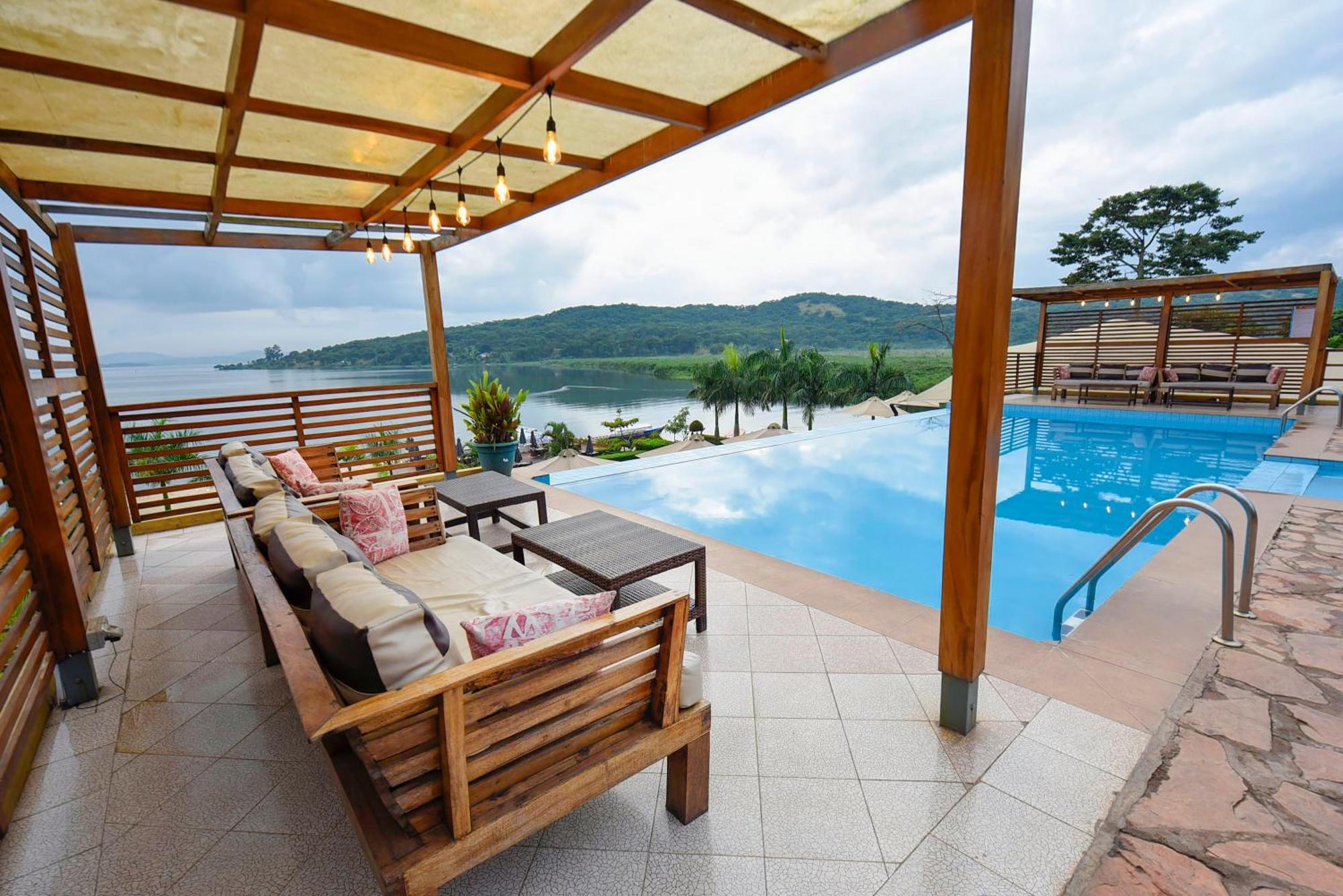 Divine Resort & Spa คัมพาลา ภายนอก รูปภาพ