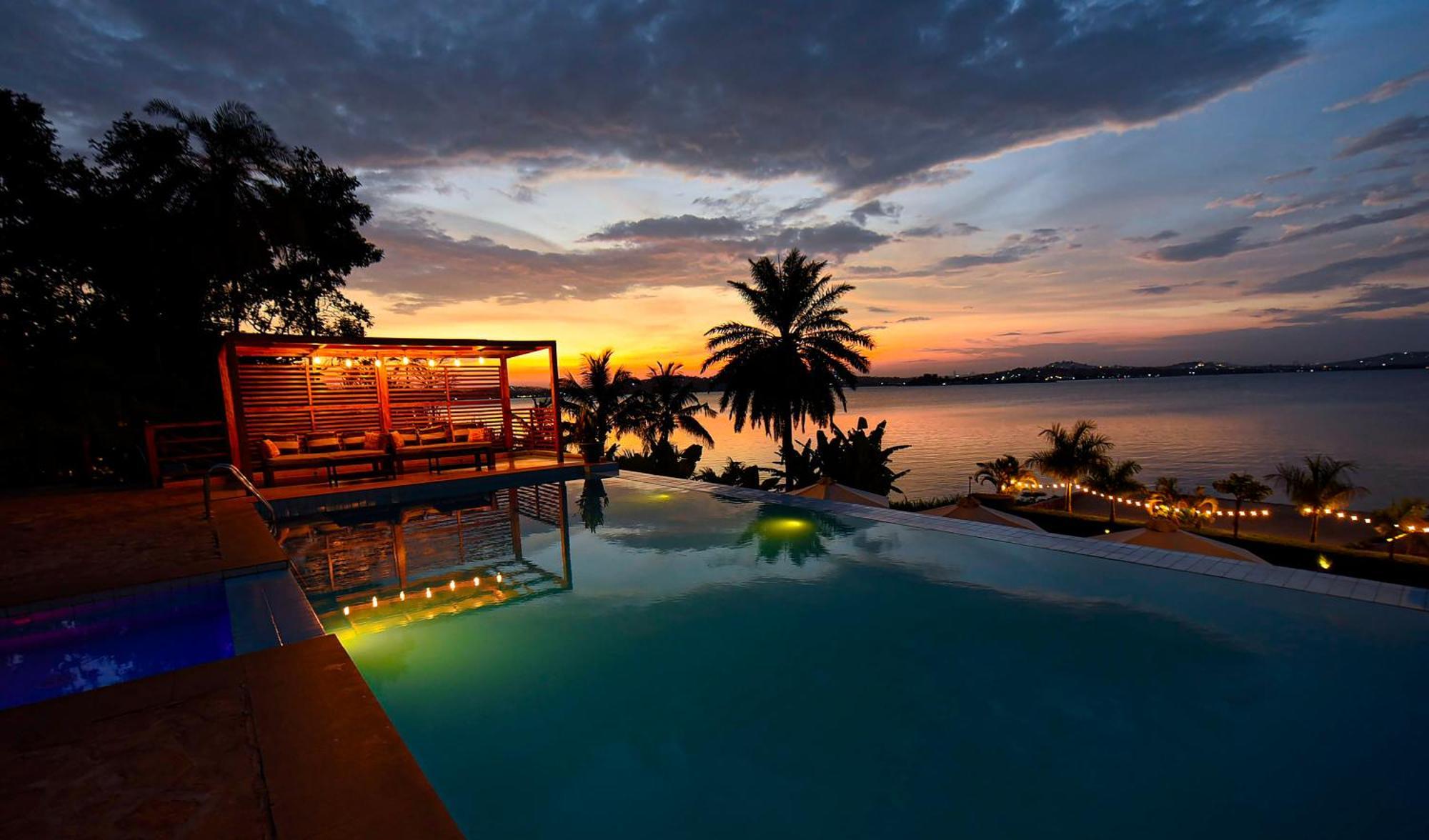 Divine Resort & Spa คัมพาลา ภายนอก รูปภาพ