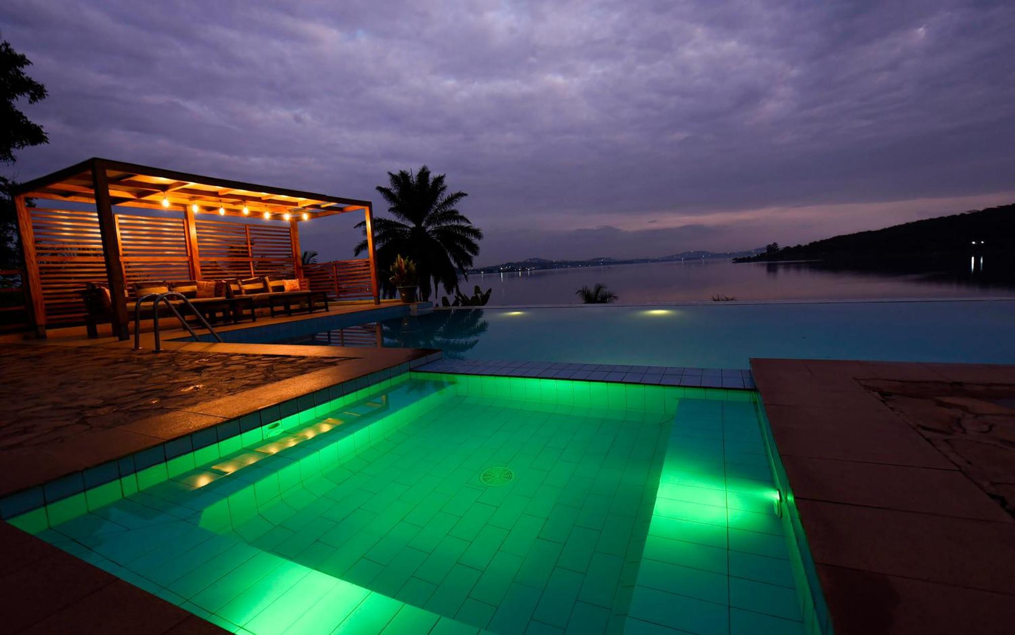 Divine Resort & Spa คัมพาลา ภายนอก รูปภาพ