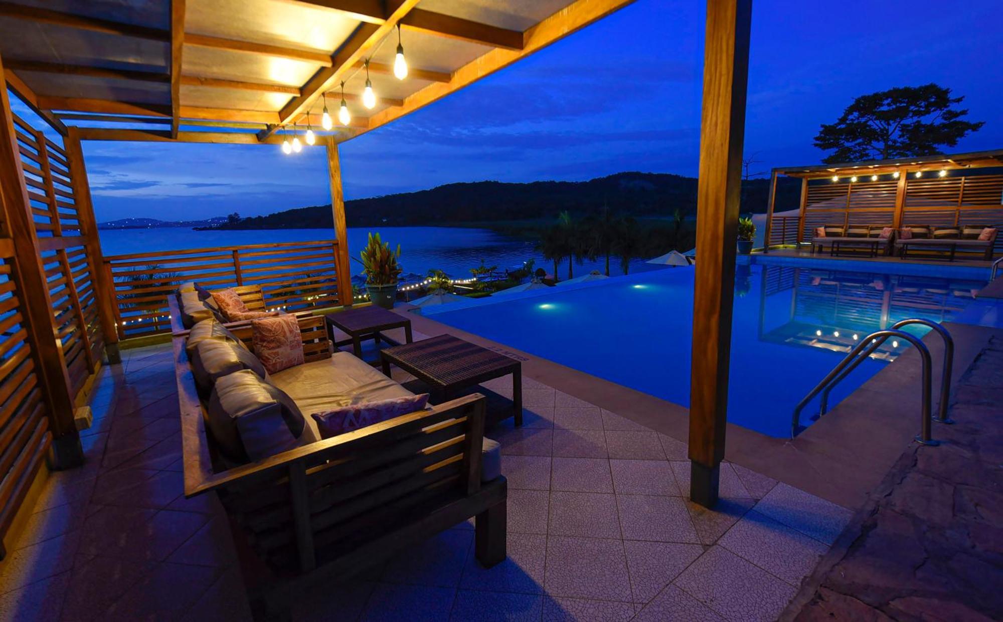 Divine Resort & Spa คัมพาลา ภายนอก รูปภาพ