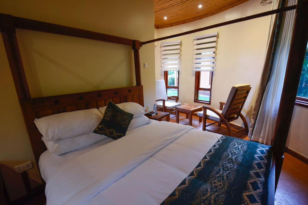 Divine Resort & Spa คัมพาลา ภายนอก รูปภาพ