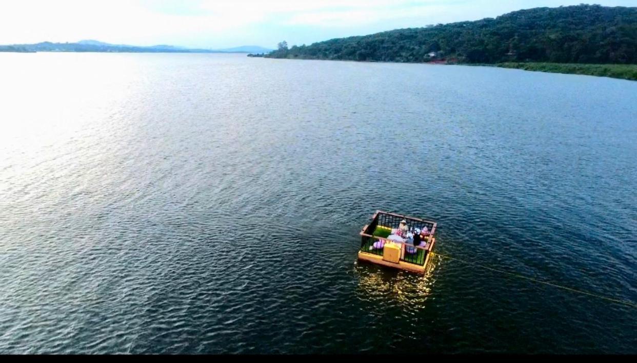 Divine Resort & Spa คัมพาลา ภายนอก รูปภาพ
